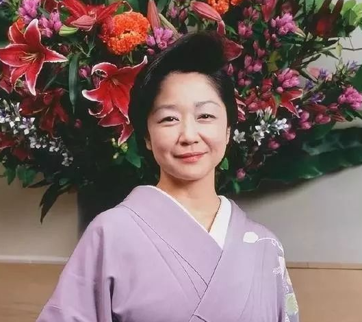 网络用语妈妈桑是什么意思?妈妈桑出自哪里?